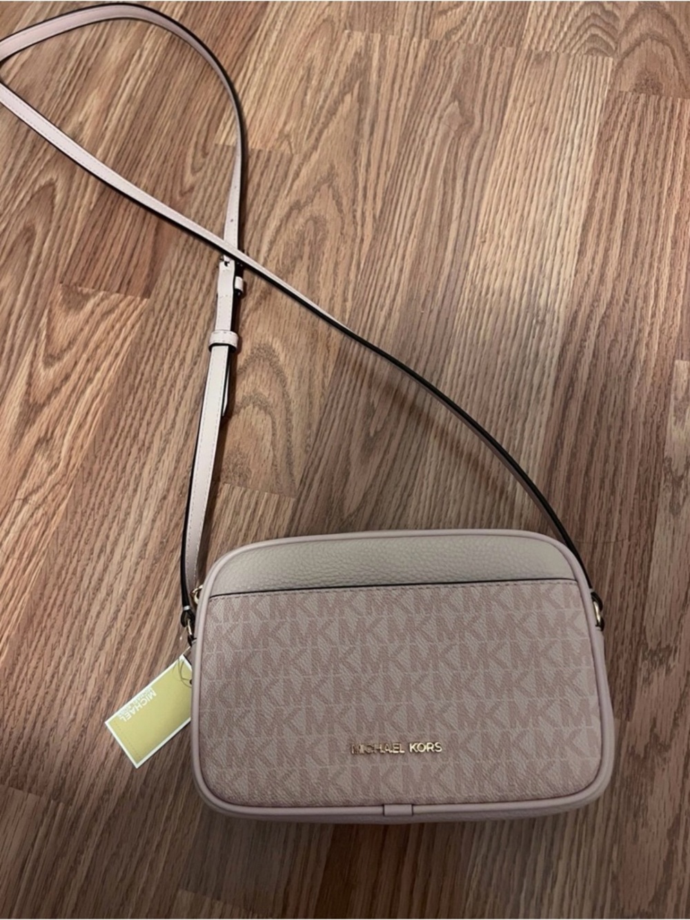 Michael Kors Jet set small signature logo camera crossbody bag